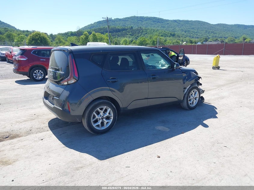 2024 Kia Soul VIN KNDJ23AU5R7904304 IAAI salvage auction — FRONT END, Salvage Title, sold $2,700 on 2026-07-22 (photo 4)