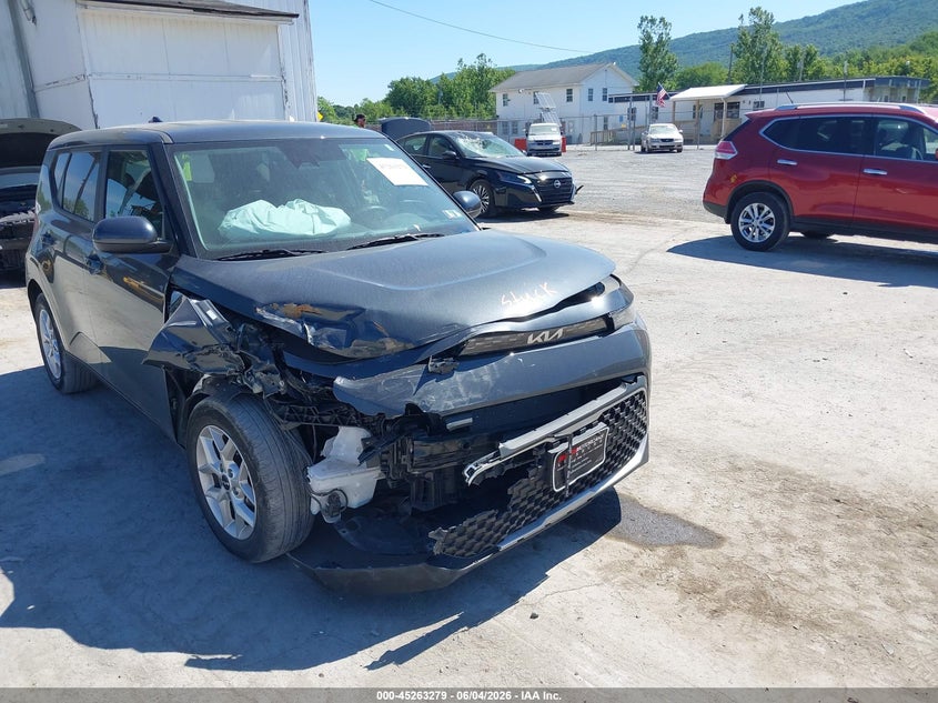 2024 Kia Soul VIN KNDJ23AU5R7904304 IAAI salvage auction — FRONT END, Salvage Title, sold $2,700 on 2026-07-22 (photo 6)