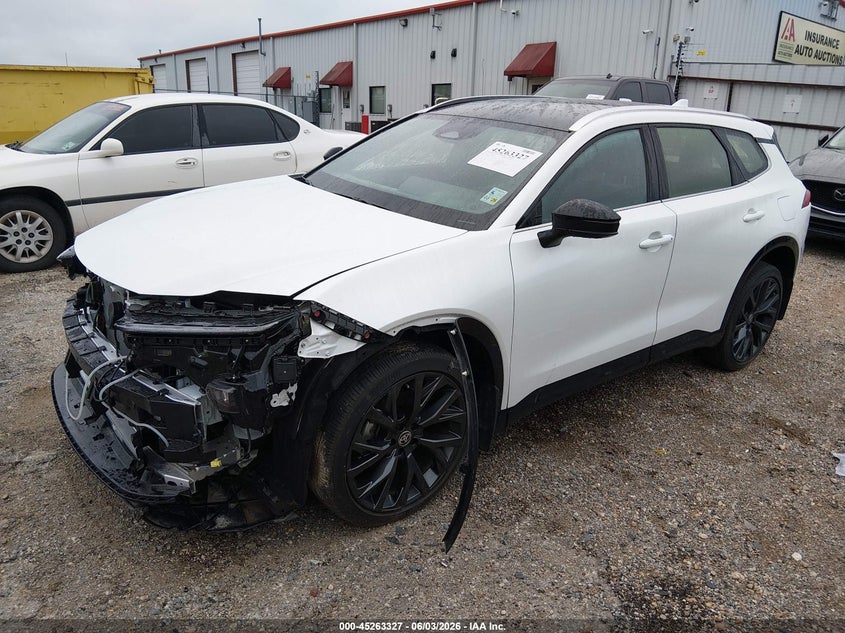 2025 Toyota Crown signia VIN JTDACAAJ1S3014631 IAAI salvage auction — FRONT & REAR, Salvage Title, sold $3,350 on 2026-07-31 (photo 2)
