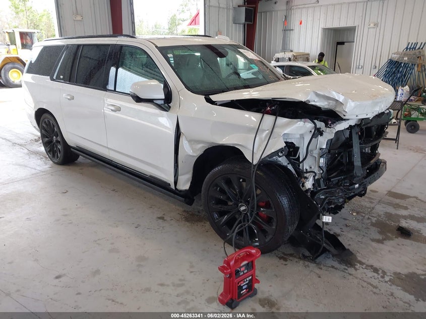 2025 Cadillac Escalade esv VIN 1GYS9RRL4SR237759 IAAI salvage auction — FRONT END, Salvage Title, sold $53,000 on 2026-07-20 (photo 1)
