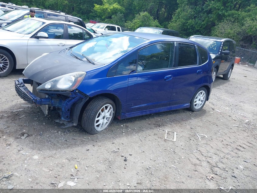 2010 Honda Fit VIN JHMGE8H26AS012047 IAAI salvage auction — NORMAL WEAR, Clear (Massachusetts), sold $200 on 2026-07-14 (photo 2)