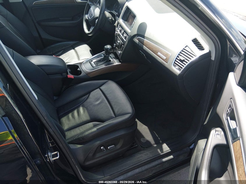 2014 Audi Q5 VIN WA1CFAFP2EA067152 IAAI salvage auction — NORMAL WEAR, Clear (Florida), sold $1,600 on 2026-07-13 (photo 5)