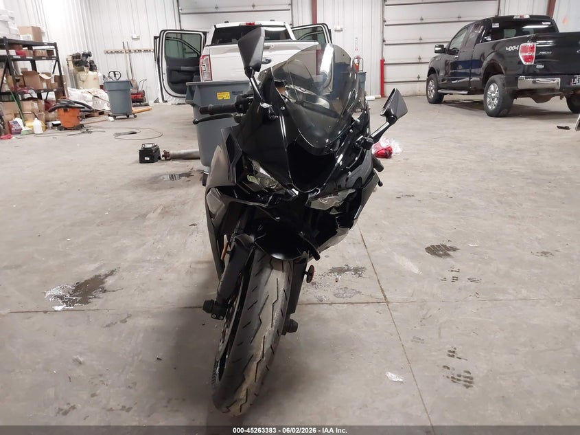 2024 Kawasaki Zx VIN JKBZXJJ10RA000108 IAAI salvage auction — FRONT END, Salvage Title, sold $5,100 on 2026-07-07 (photo 5)