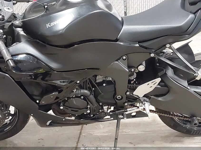 2024 Kawasaki Zx VIN JKBZXJJ10RA000108 IAAI salvage auction — FRONT END, Salvage Title, sold $5,100 on 2026-07-07 (photo 9)