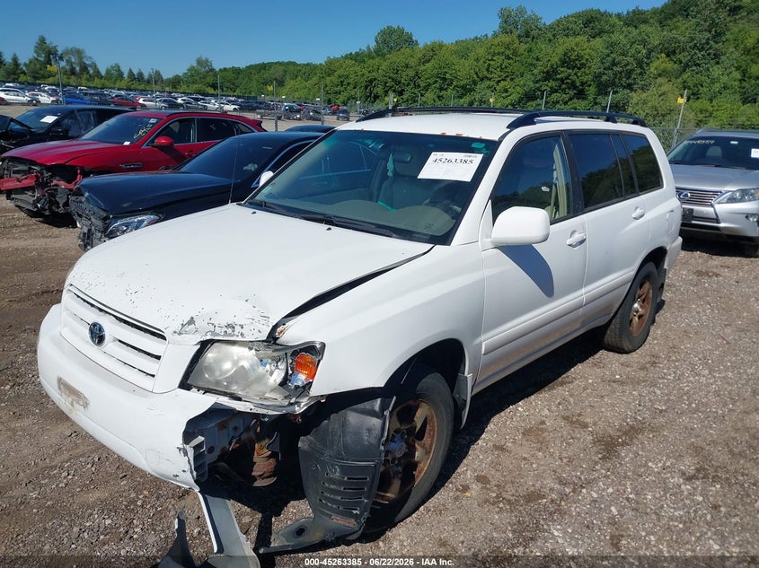 2005 Toyota Highlander VIN JTEGD21A750119480 IAAI salvage auction — NORMAL WEAR, Clear (Illinois), sold $425 on 2026-07-22 (photo 2)