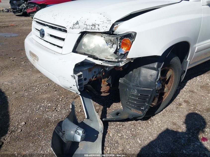 2005 Toyota Highlander VIN JTEGD21A750119480 IAAI salvage auction — NORMAL WEAR, Clear (Illinois), sold $425 on 2026-07-22 (photo 6)