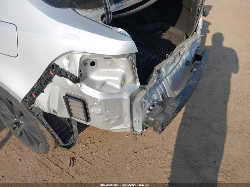 2021 Toyota Corolla VIN 5YFS4MCE9MP065937 IAAI salvage auction — REAR END, Salvage Title, sold $6,700 on 2026-07-14 (photo 6)