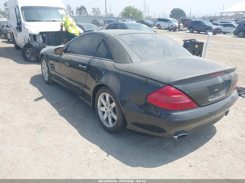 2003 Mercedes-benz Sl-klasse VIN WDBSK75F33F028397 IAAI salvage auction — NORMAL WEAR, Clear - Dealer Only (California), sold $1,050 on 2026-07-15 (photo 3)