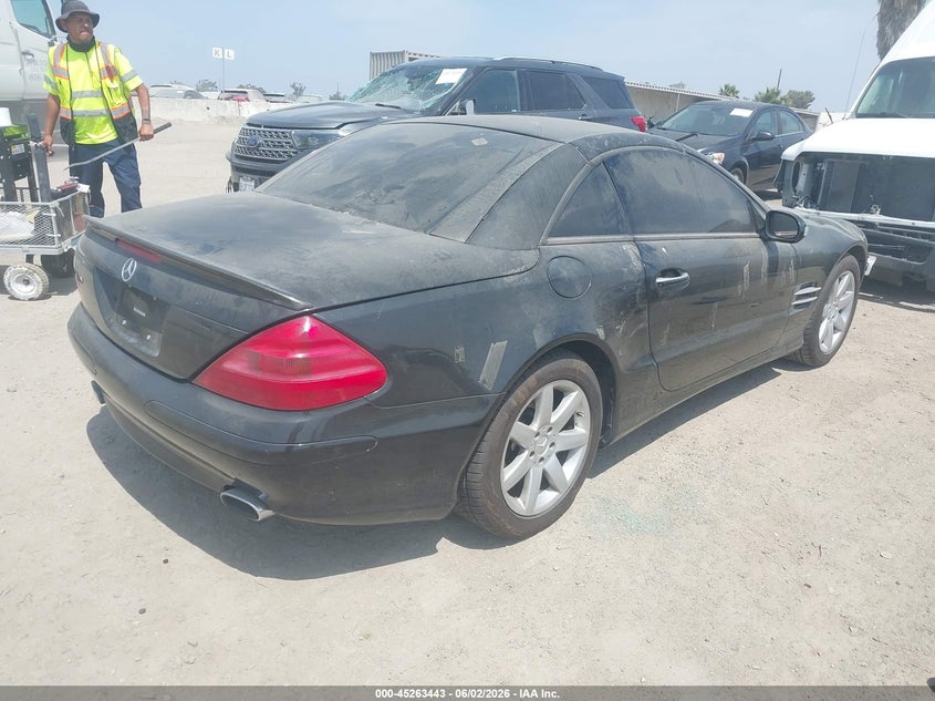 2003 Mercedes-benz Sl-klasse VIN WDBSK75F33F028397 IAAI salvage auction — NORMAL WEAR, Clear - Dealer Only (California), sold $1,050 on 2026-07-15 (photo 4)