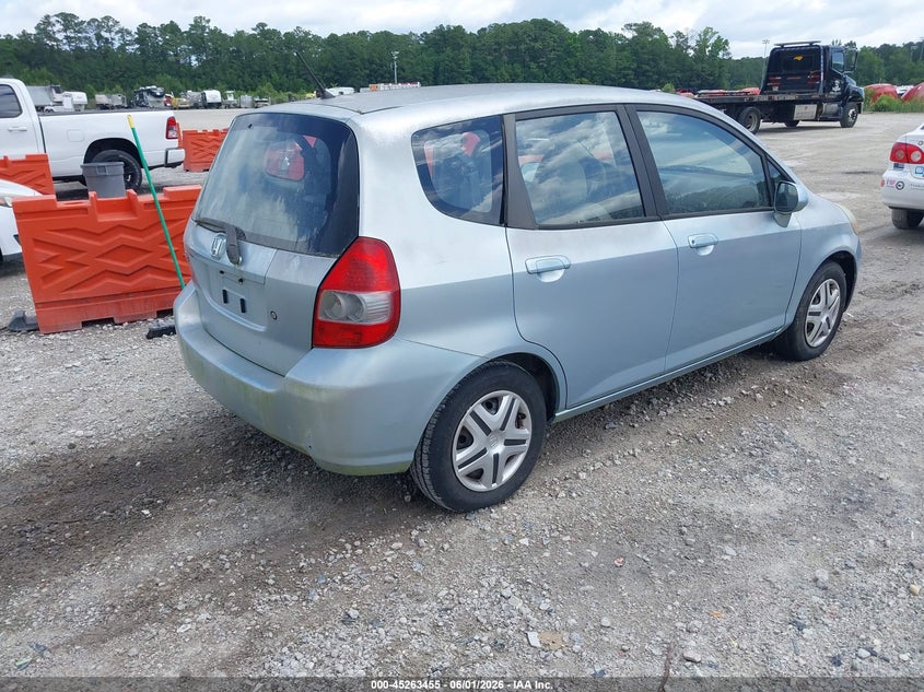 2007 Honda Fit VIN JHMGD38497S020384 IAAI salvage auction — NORMAL WEAR, Clear-Dealer Only (North Carolina), sold $300 on 2026-07-14 (photo 4)