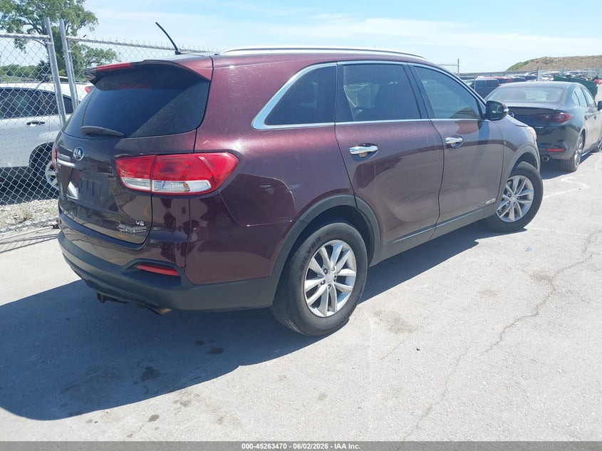 2017 Kia Sorento VIN 5XYPGDA56HG320943 IAAI salvage auction — REAR END, Salvage (Iowa), sold $1,350 on 2026-07-21 (photo 4)