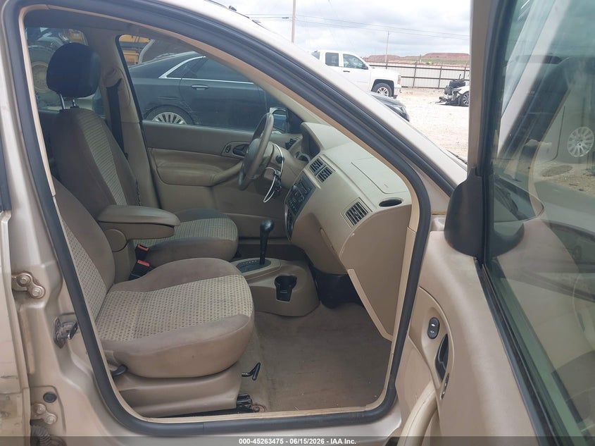2007 Ford Focus VIN 1FAFP34N47W330492 IAAI salvage auction — SIDE, Salvage (Texas), sold $400 on 2026-07-09 (photo 5)