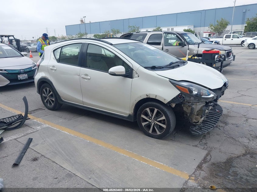 2018 Toyota Prius c VIN JTDKDTB35J1600448 IAAI salvage auction — FRONT END, Salvage Title, sold $3,000 on 2026-07-08 (photo 1)