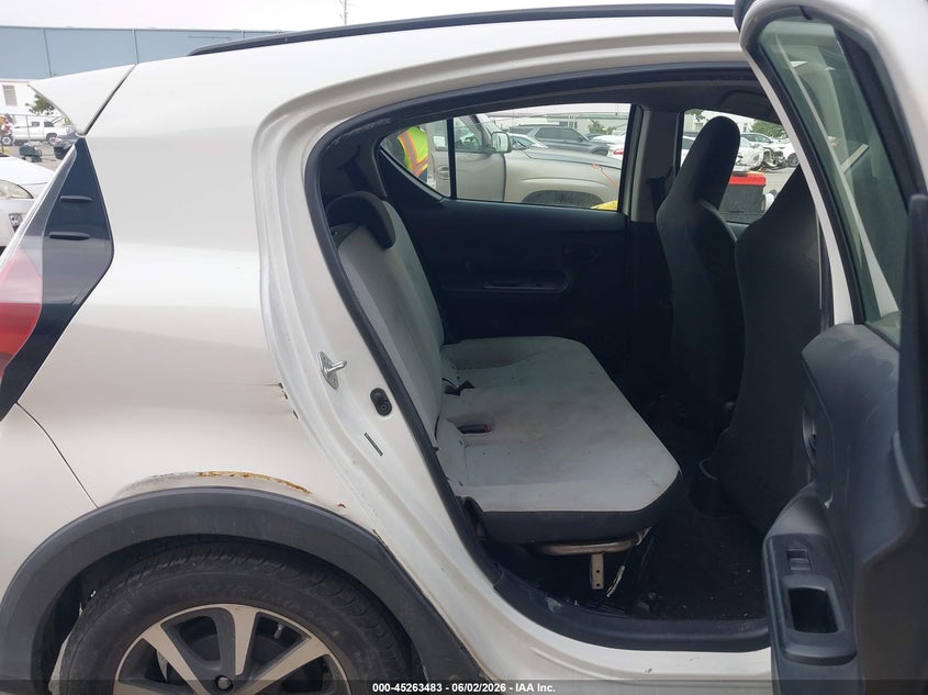 2018 Toyota Prius c VIN JTDKDTB35J1600448 IAAI salvage auction — FRONT END, Salvage Title, sold $3,000 on 2026-07-08 (photo 8)