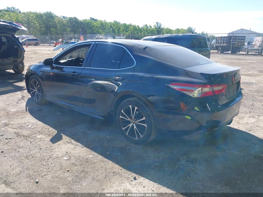 2018 Toyota Camry VIN 4T1B11HK9JU600331 IAAI salvage auction — FRONT & REAR, Salvage - 75% Or Less (Maryland), sold $3,900 on 2026-08-01 (photo 3)