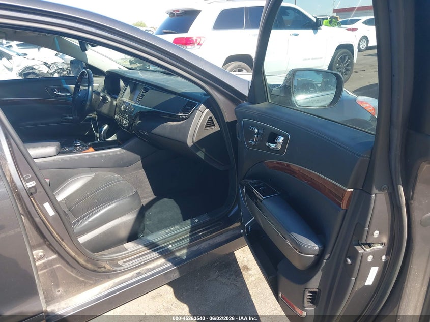 2015 Kia K900 VIN KNALW4D47F6016800 IAAI salvage auction — LEFT SIDE, Salvage Title, sold $1,800 on 2026-07-28 (photo 5)