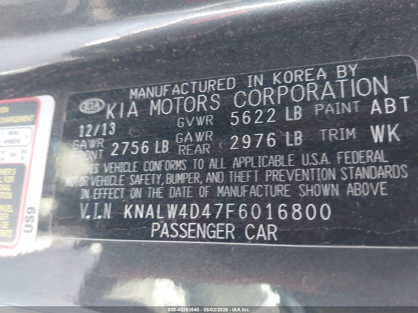 2015 Kia K900 VIN KNALW4D47F6016800 IAAI salvage auction — LEFT SIDE, Salvage Title, sold $1,800 on 2026-07-28 (photo 9)