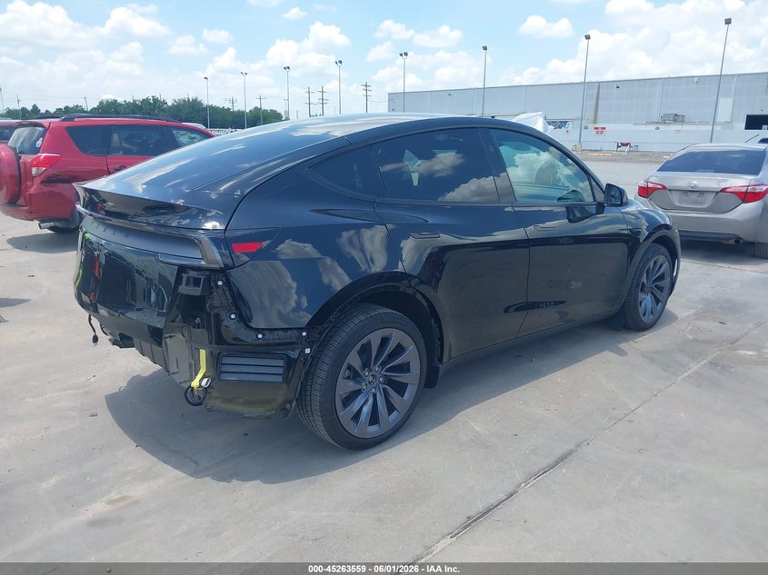 2026 Tesla Model y VIN 7SAYGDEE2TA689426 IAAI salvage auction — REAR END, Salvage (Louisiana), sold $75 on 2026-07-30 (photo 4)