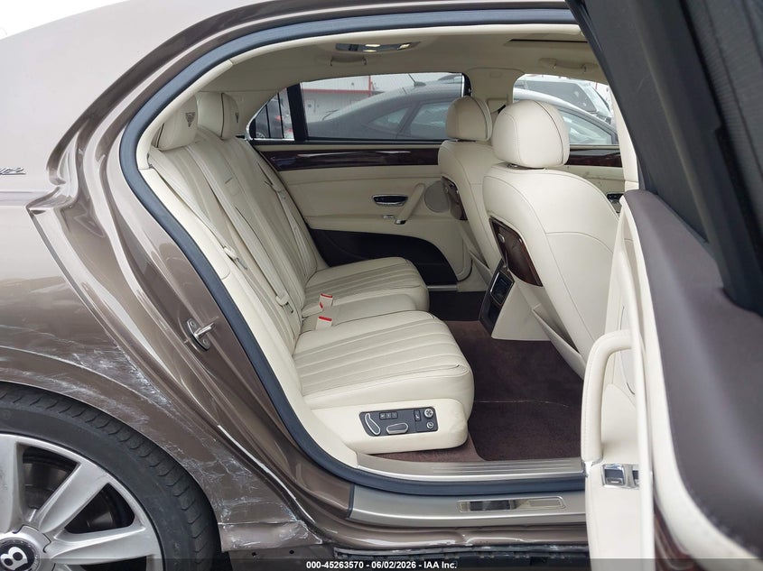 2014 Bentley Flying spur VIN SCBEC9ZA2EC090791 IAAI salvage auction — LEFT FRONT, Salvage Title, sold $17,600 on 2026-07-30 (photo 8)