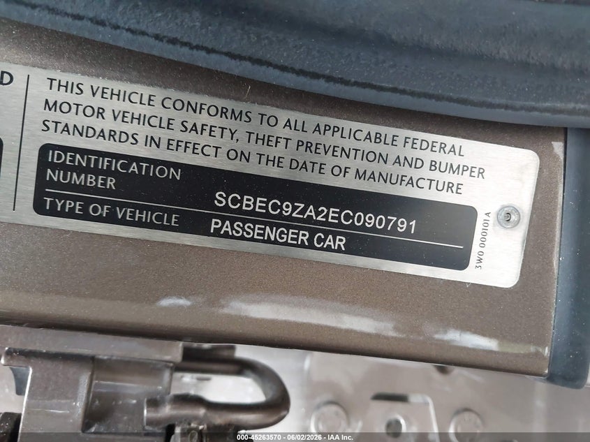2014 Bentley Flying spur VIN SCBEC9ZA2EC090791 IAAI salvage auction — LEFT FRONT, Salvage Title, sold $17,600 on 2026-07-30 (photo 9)