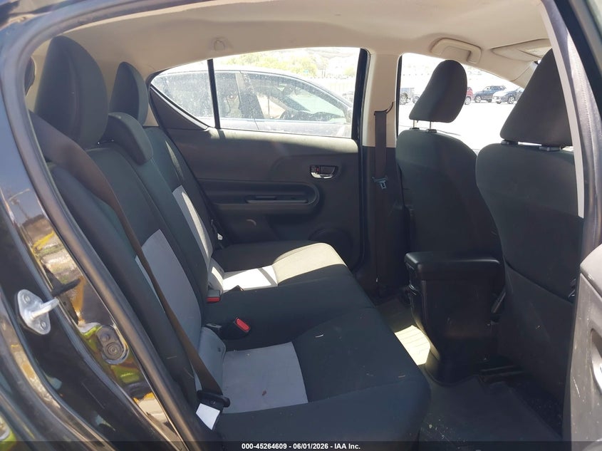 2018 Toyota Prius c VIN JTDKDTB31J1601709 IAAI salvage auction — RIGHT FRONT, Clear (Wisconsin), sold $3,875 on 2026-07-29 (photo 8)