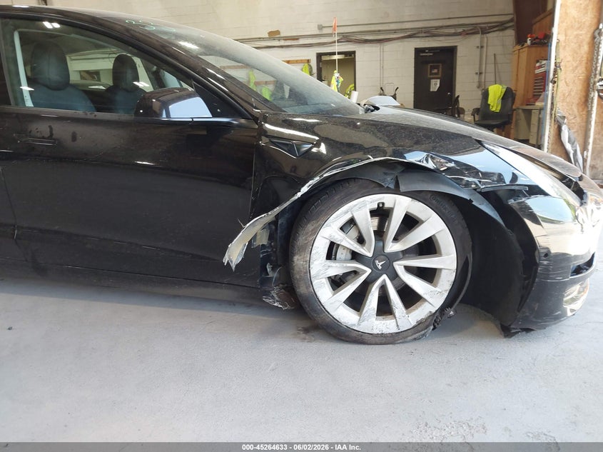2021 Tesla Model 3 VIN 5YJ3E1EA4MF851196 IAAI salvage auction — RIGHT FRONT, Salvage Title, sold $4,700 on 2026-07-23 (photo 6)