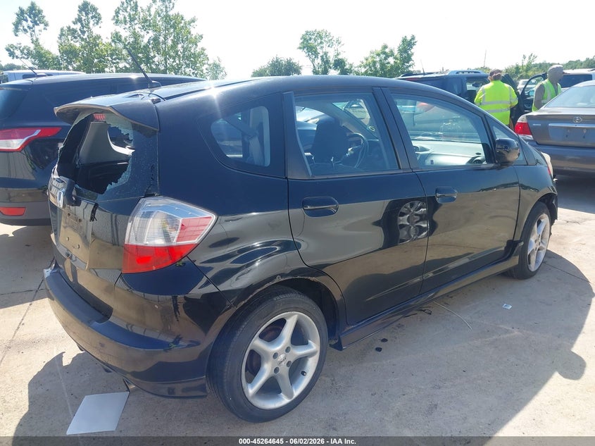 2009 Honda Fit VIN JHMGE88419S045972 IAAI salvage auction — NORMAL WEAR, Clear (Missouri), sold $250 on 2026-07-14 (photo 4)