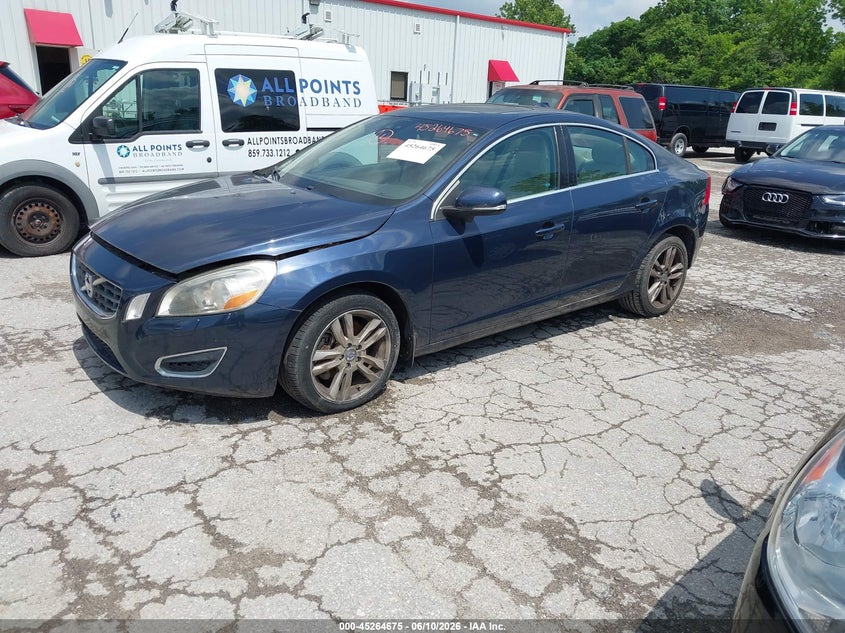 2012 Volvo S60 VIN YV1622FS0C2121266 IAAI salvage auction — NORMAL WEAR, Salvage Title, sold $325 on 2026-07-20 (photo 2)