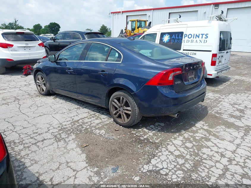 2012 Volvo S60 VIN YV1622FS0C2121266 IAAI salvage auction — NORMAL WEAR, Salvage Title, sold $325 on 2026-07-20 (photo 3)