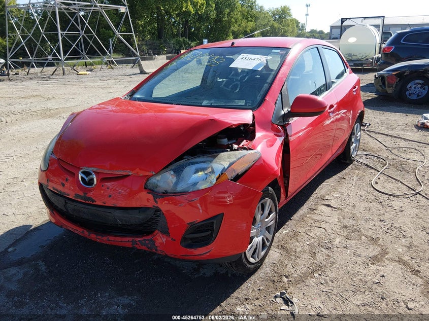 2013 Mazda 2 VIN JM1DE1KY4D0164465 IAAI salvage auction — FRONT END, Salvage Title, sold $375 on 2026-07-15 (photo 2)
