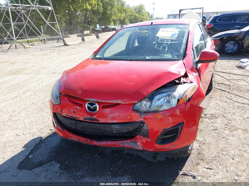 2013 Mazda 2 VIN JM1DE1KY4D0164465 IAAI salvage auction — FRONT END, Salvage Title, sold $375 on 2026-07-15 (photo 6)
