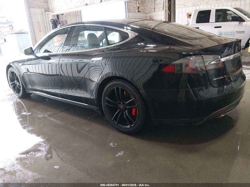 2014 Tesla Model s VIN 5YJSA1H24EFP65996 IAAI salvage auction — SIDE, Salvage Title, sold $6,025 on 2026-07-31 (photo 3)