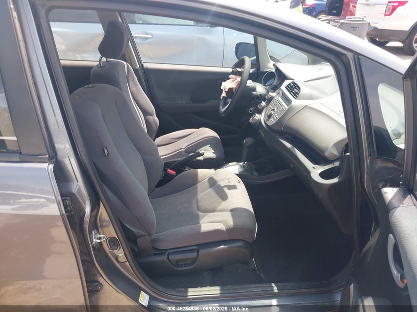 2013 Honda Fit VIN JHMGE8H39DC031294 IAAI salvage auction — FRONT END, Salvage Title, sold $400 on 2026-08-02 (photo 5)