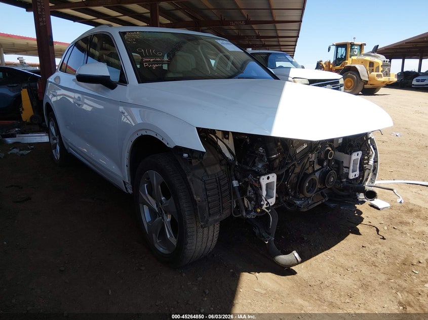 2022 Audi Q5 VIN WA1EAAFY0N2013892 IAAI salvage auction — FRONT END, Salvage Title, sold $15,400 on 2026-07-14 (photo 1)