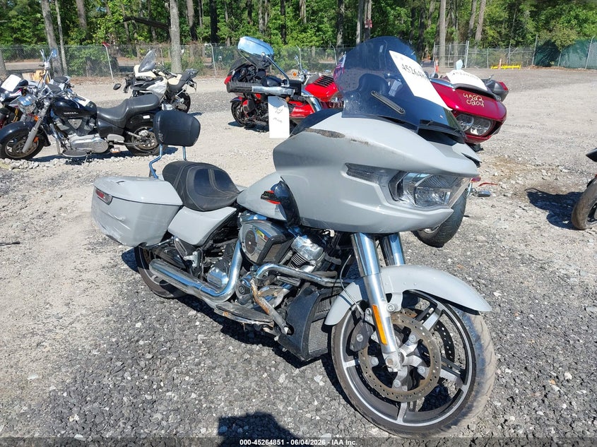 2024 Harley-davidson Road glide VIN 1HD1KH711RB631285 IAAI salvage auction — FRONT END, Salvage Title, sold $9,300 on 2026-07-21 (photo 1)