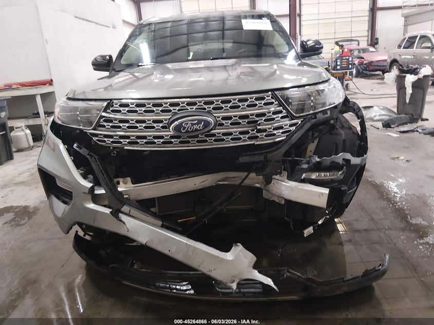 2020 Ford Explorer VIN 1FMSK8FH8LGA92447 IAAI salvage auction — FRONT END, Salvage Title, sold $4,900 on 2026-07-24 (photo 6)
