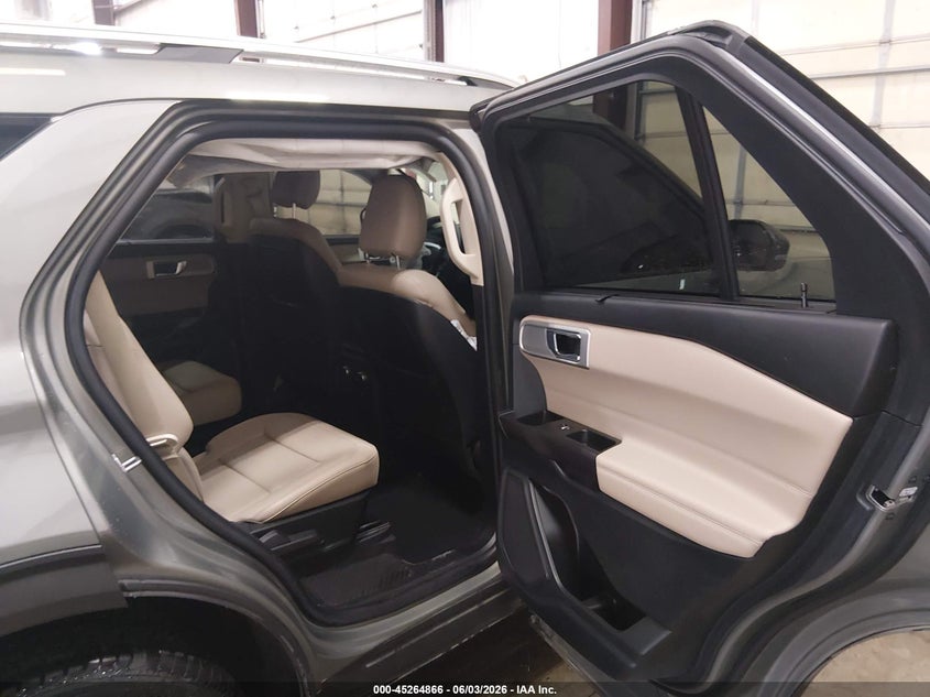 2020 Ford Explorer VIN 1FMSK8FH8LGA92447 IAAI salvage auction — FRONT END, Salvage Title, sold $4,900 on 2026-07-24 (photo 8)