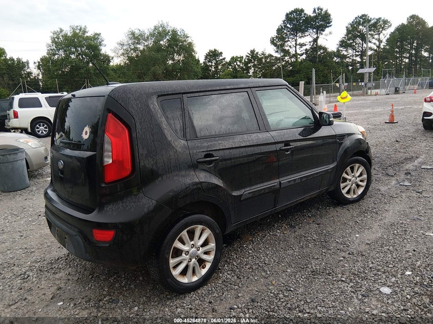 2013 Kia Soul VIN KNDJT2A67D7626247 IAAI salvage auction — LEFT FRONT, Salvage Title, sold $375 on 2026-07-06 (photo 4)