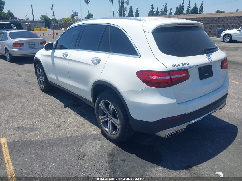 2019 Mercedes-benz Glc VIN WDC0G4JB1KV197120 IAAI salvage auction — FRONT END, Salvage Title, sold $8,000 on 2026-08-10 (photo 3)