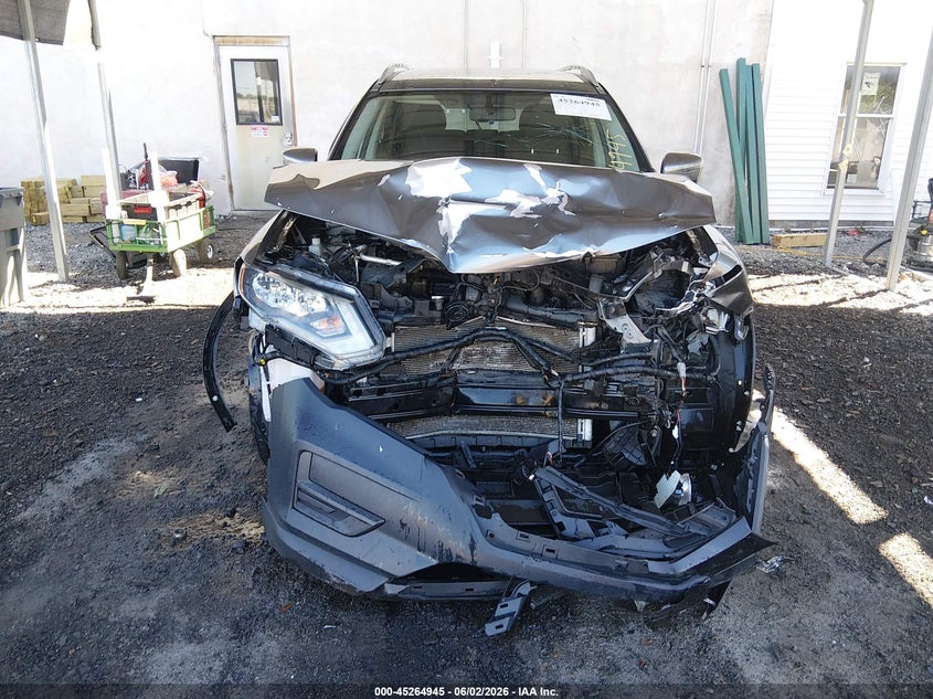 2017 Nissan Rogue VIN KNMAT2MV6HP563893 IAAI salvage auction — FRONT END, Salvage Title, sold $550 on 2026-07-06 (photo 6)