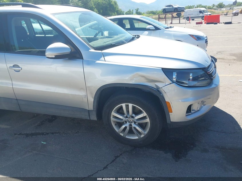 2017 Volkswagen Tiguan VIN WVGBV7AX5HK026815 IAAI salvage auction — LEFT & RIGHT, Salvage Title, sold $3,250 on 2026-07-23 (photo 6)