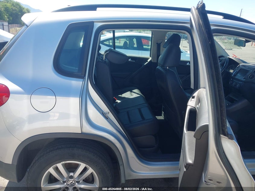 2017 Volkswagen Tiguan VIN WVGBV7AX5HK026815 IAAI salvage auction — LEFT & RIGHT, Salvage Title, sold $3,250 on 2026-07-23 (photo 8)