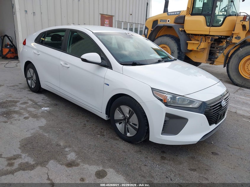 2019 Hyundai Ioniq hybrid VIN KMHC65LC0KU106910 IAAI salvage auction — NORMAL WEAR, Sf97 (Illinois), sold $12,550 on 2026-07-14 (photo 1)