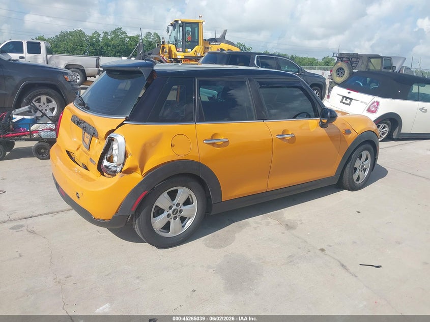 2016 Mini Hard top VIN WMWXU1C51G2D08308 IAAI salvage auction — REAR END, Original (Texas), sold $1,250 on 2026-07-10 (photo 4)