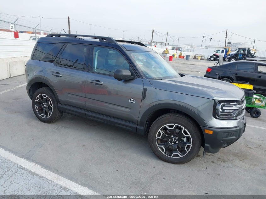 2025 Ford Bronco sport VIN 3FMCR9CN9SRF09632 — IAAI salvage auction photo