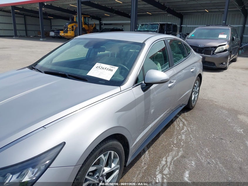 2023 Hyundai Sonata VIN KMHL64JAXPA260187 IAAI salvage auction — SIDE, Salvage Title, sold $9,200 on 2026-08-20 (photo 6)