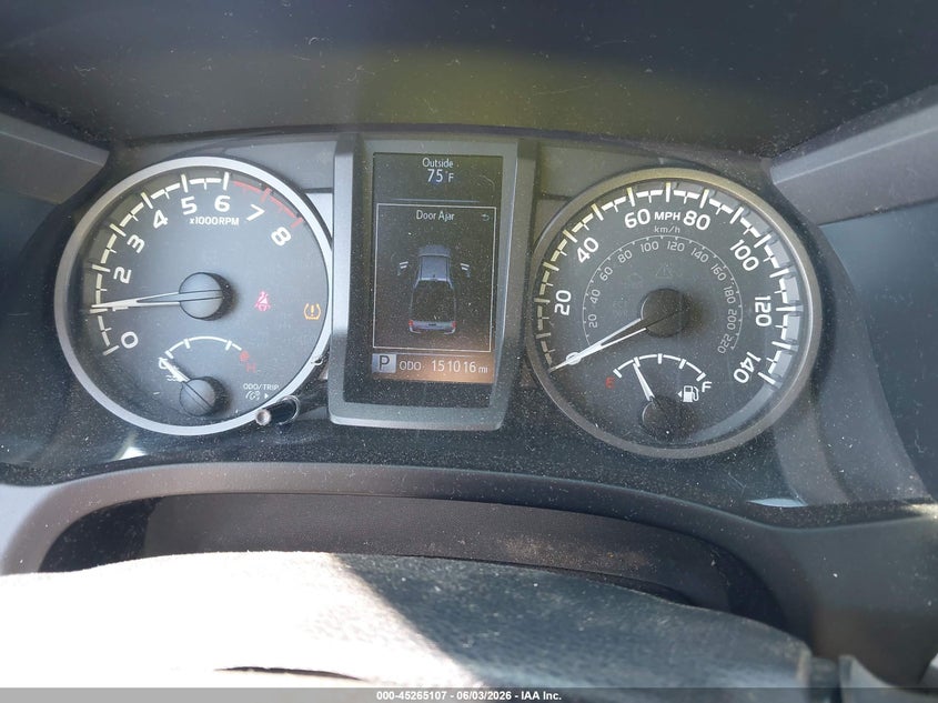 2016 Toyota Tacoma VIN 5TFCZ5AN9GX044512 IAAI salvage auction — RIGHT FRONT, Salvage Title, sold $8,100 on 2026-07-15 (photo 7)