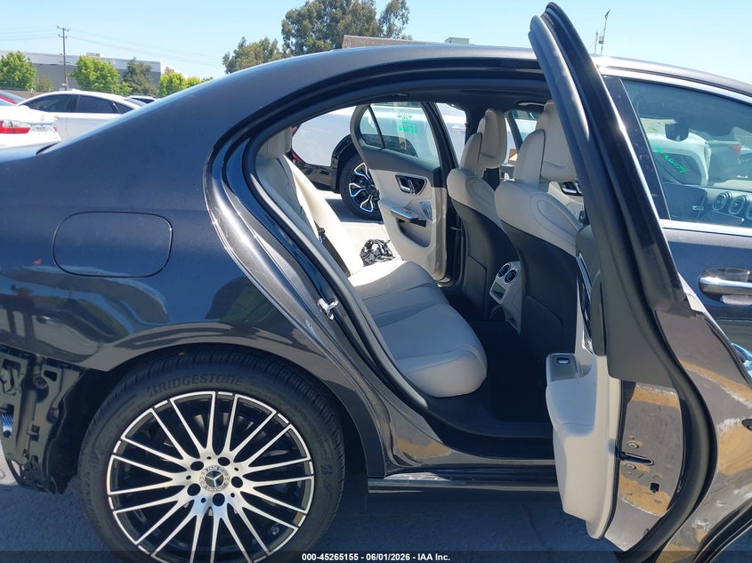 2025 Mercedes-benz VIN W1KAF4GB9SR267451 IAAI salvage auction — REAR END, Salvage Title, sold $21,100 on 2026-07-27 (photo 8)