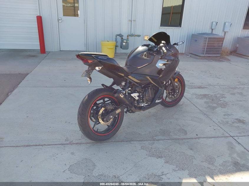 2019 Kawasaki Ex VIN JKAEXKH11KDA32541 IAAI salvage auction — LEFT SIDE, Salvage (Colorado), sold $1,275 on 2026-07-21 (photo 4)