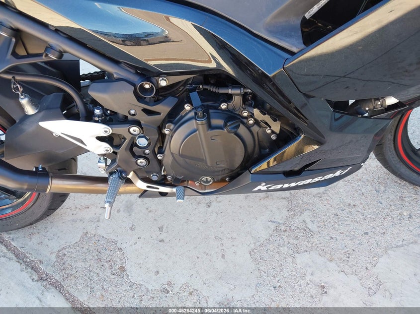 2019 Kawasaki Ex VIN JKAEXKH11KDA32541 IAAI salvage auction — LEFT SIDE, Salvage (Colorado), sold $1,275 on 2026-07-21 (photo 8)